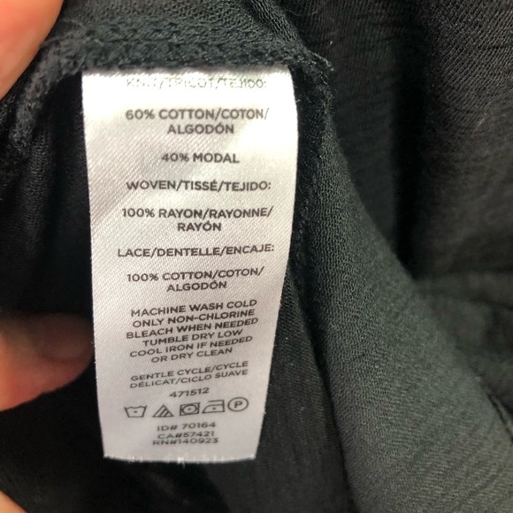 Loft Gauzy Pintuck Blouse Top Sz XS Black Embroidered Short Sleeve Boho Feminine - Picture 8 of 9